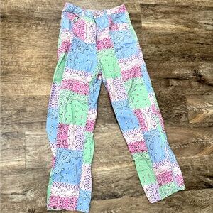 Woman’s Bandana Pants